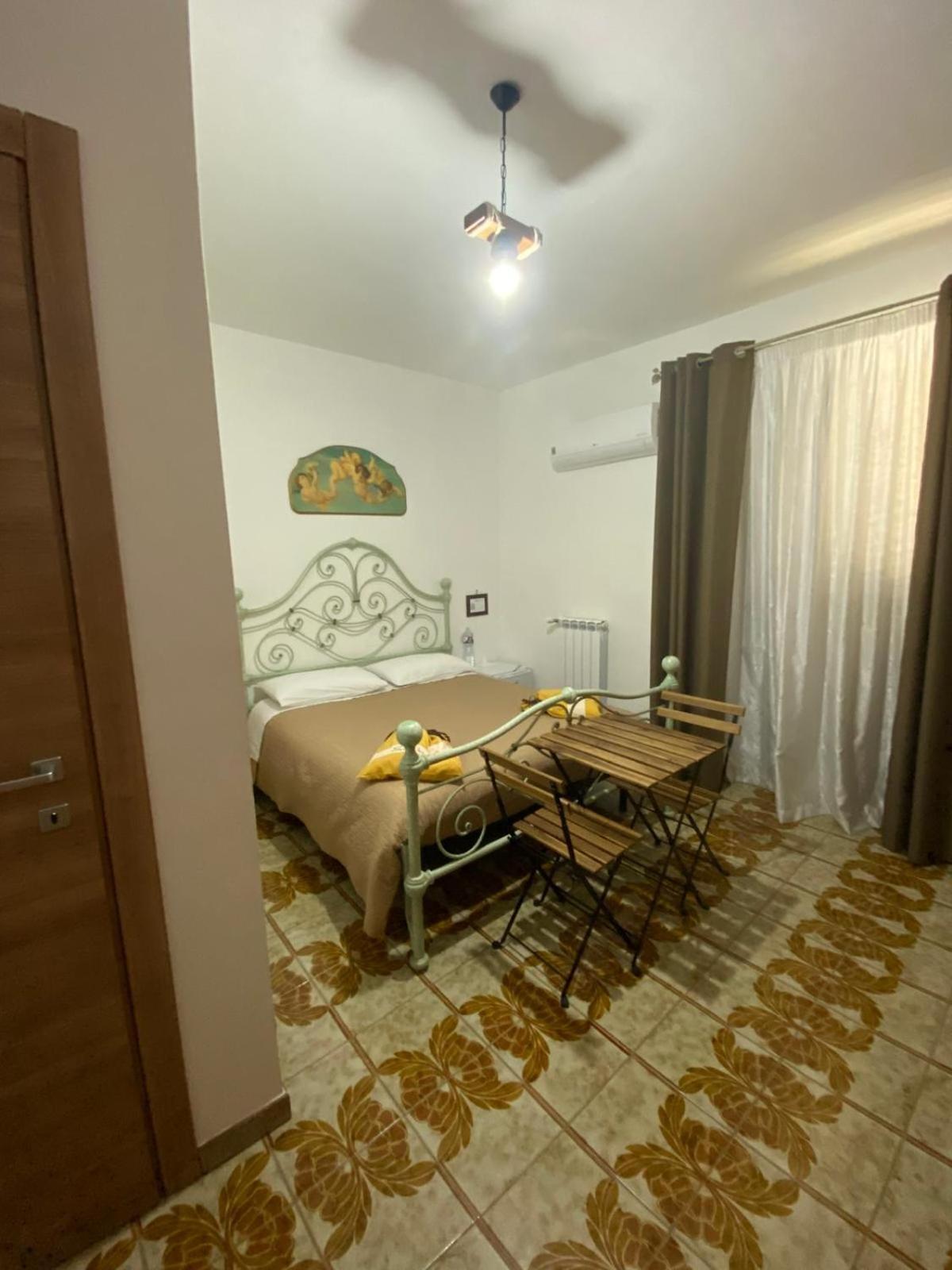 Hotel La Badia à Messine Chambre photo