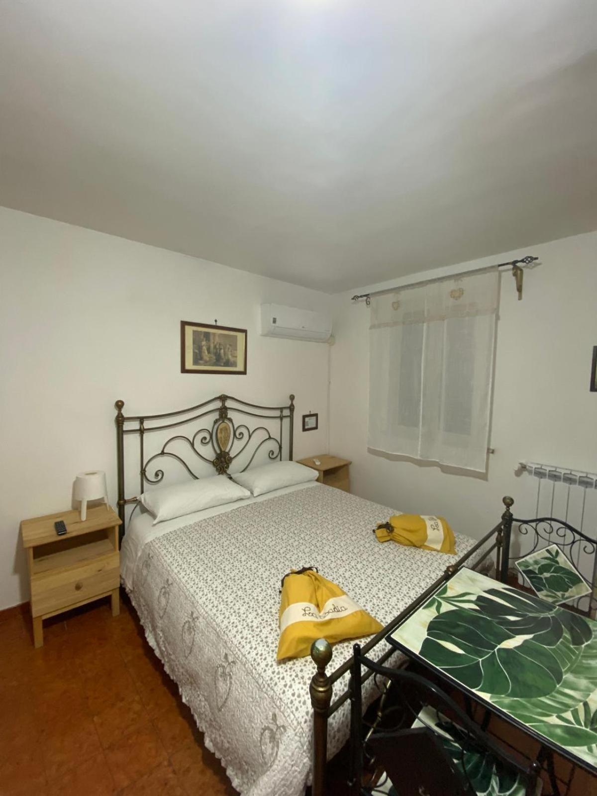 Hotel La Badia à Messine Chambre photo