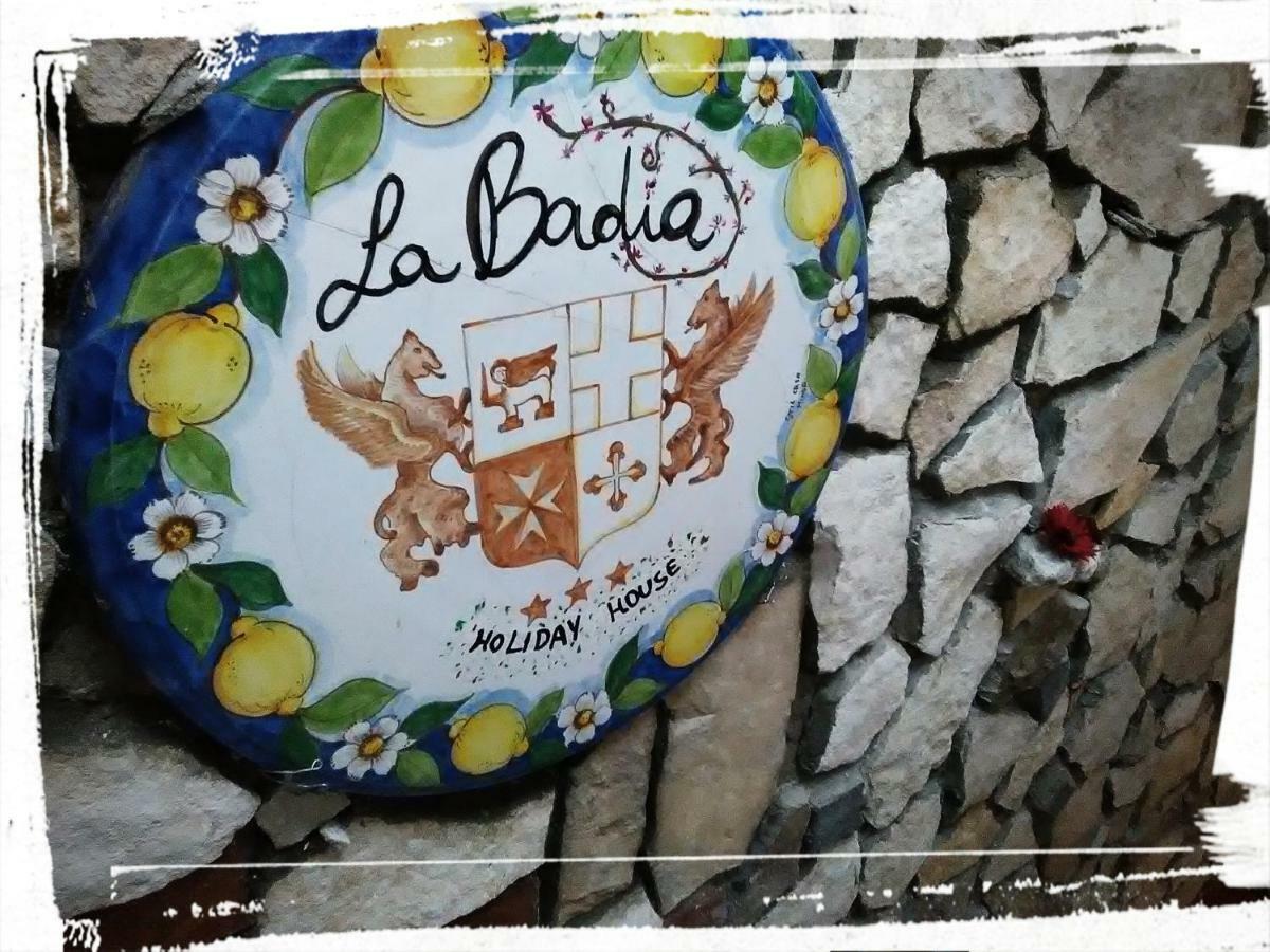 Hotel La Badia à Messine Extérieur photo