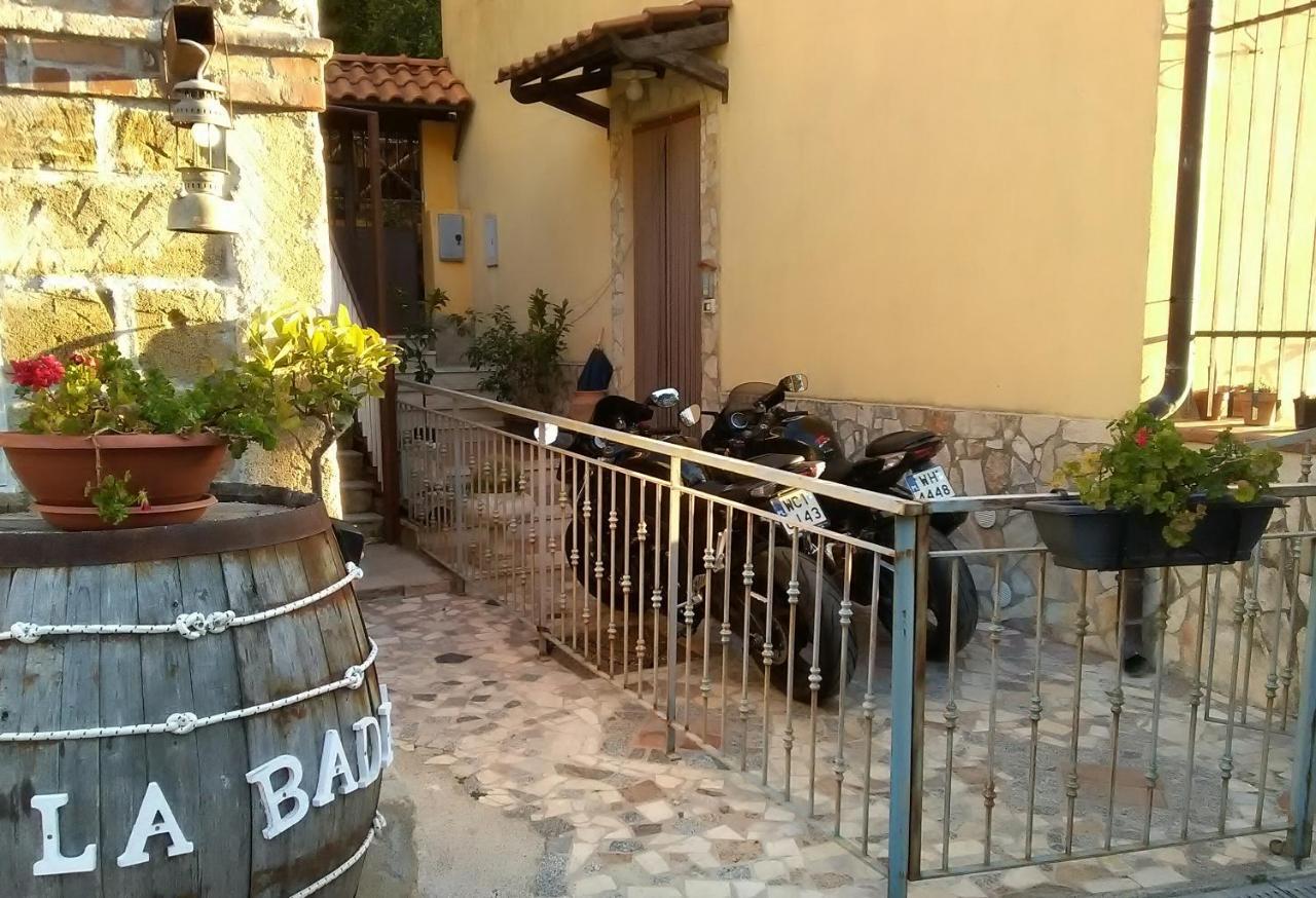 Hotel La Badia à Messine Extérieur photo
